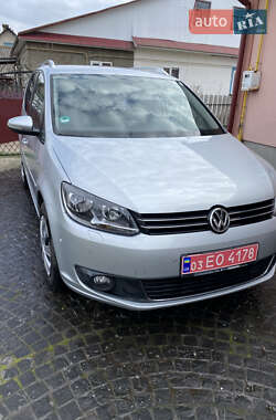 Минивэн Volkswagen Touran 2013 в 