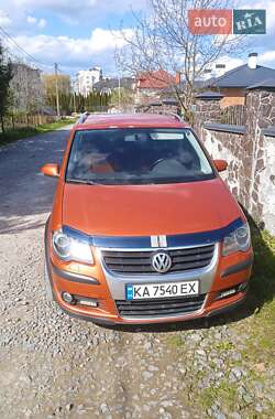 Минивэн Volkswagen Touran 2008 в 