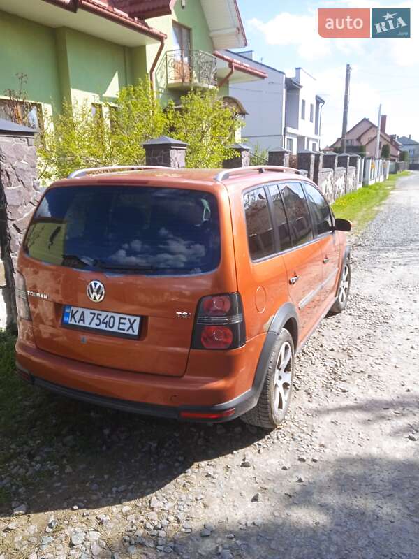 Мінівен Volkswagen Touran 2008 в Львові