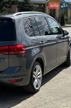 Мікровен Volkswagen Touran 2017 в 