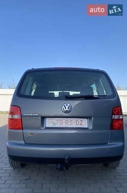 Мінівен Volkswagen Touran 2006 в 