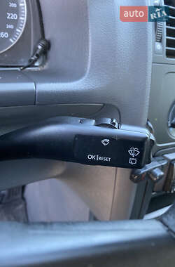Мінівен Volkswagen Touran 2006 в 