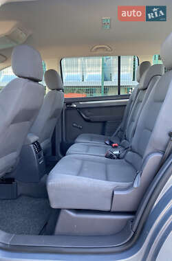 Мінівен Volkswagen Touran 2006 в 