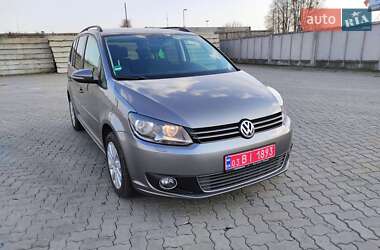 Мінівен Volkswagen Touran 2010 в 