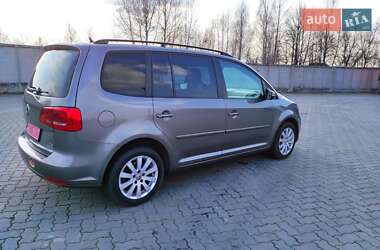 Мінівен Volkswagen Touran 2010 в 
