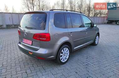 Мінівен Volkswagen Touran 2010 в 