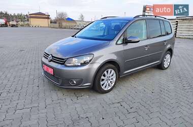 Мінівен Volkswagen Touran 2010 в 