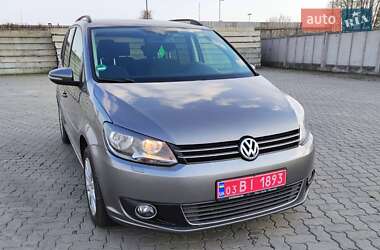 Мінівен Volkswagen Touran 2010 в 