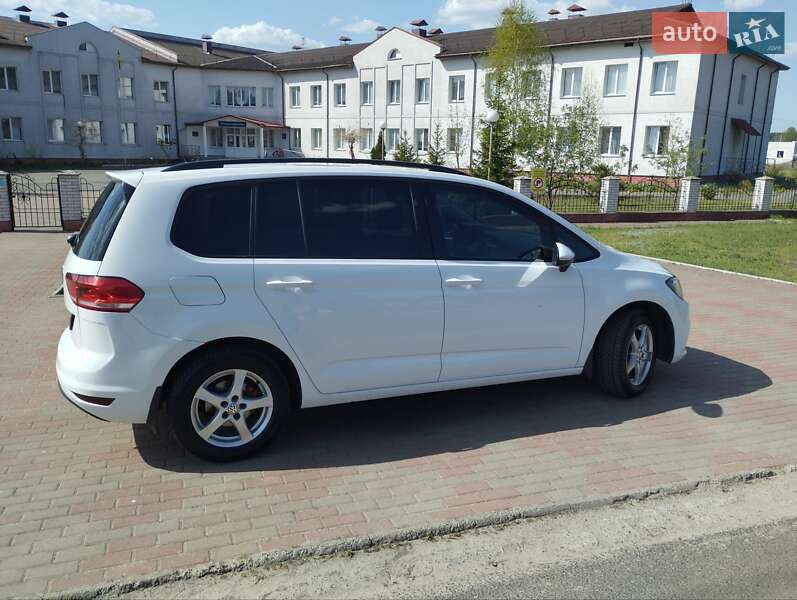 Микровэн Volkswagen Touran 2019 в Бородянке