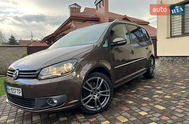 Мінівен Volkswagen Touran 2011 в 