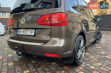 Мінівен Volkswagen Touran 2011 в 