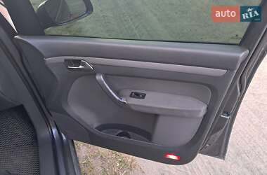 Мінівен Volkswagen Touran 2004 в 