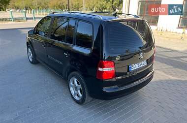 Мінівен Volkswagen Touran 2005 в 