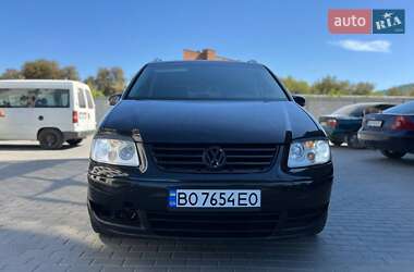 Мінівен Volkswagen Touran 2005 в 