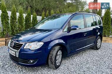 Минивэн Volkswagen Touran 2007 в 