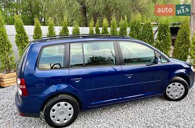 Минивэн Volkswagen Touran 2007 в 