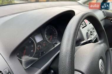 Минивэн Volkswagen Touran 2007 в 