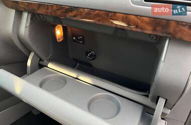 Минивэн Volkswagen Touran 2007 в 