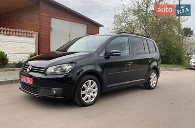 Минивэн Volkswagen Touran 2013 в Коростене