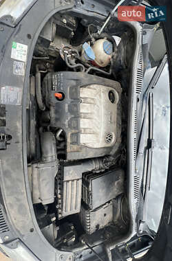Мінівен Volkswagen Touran 2007 в 
