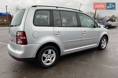 Мінівен Volkswagen Touran 2008 в 