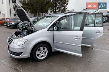 Мінівен Volkswagen Touran 2008 в 