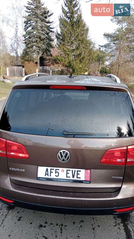 Мінівен Volkswagen Touran 2012 в Тячеві