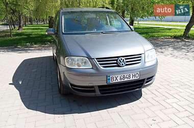 Минивэн Volkswagen Touran 2006 в 