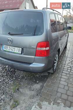 Мінівен Volkswagen Touran 2006 в 