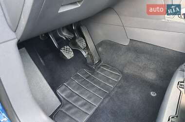 Минивэн Volkswagen Touran 2008 в 