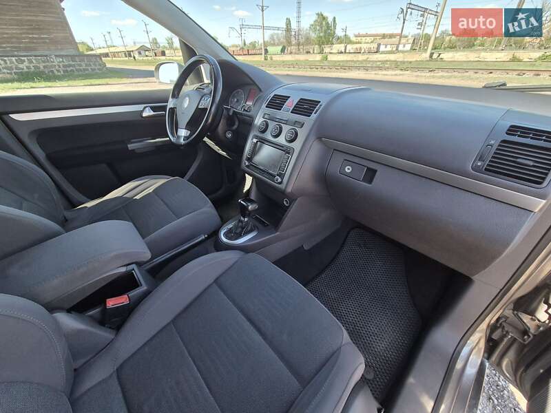 Мінівен Volkswagen Touran 2007 в Бердичеві