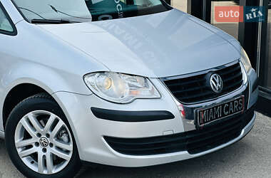 Мінівен Volkswagen Touran 2007 в 