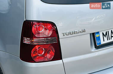 Мінівен Volkswagen Touran 2007 в 