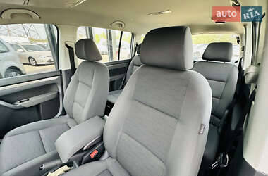 Мінівен Volkswagen Touran 2007 в 