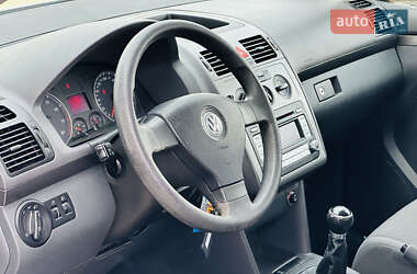 Мінівен Volkswagen Touran 2007 в 