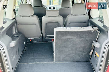 Мінівен Volkswagen Touran 2007 в 