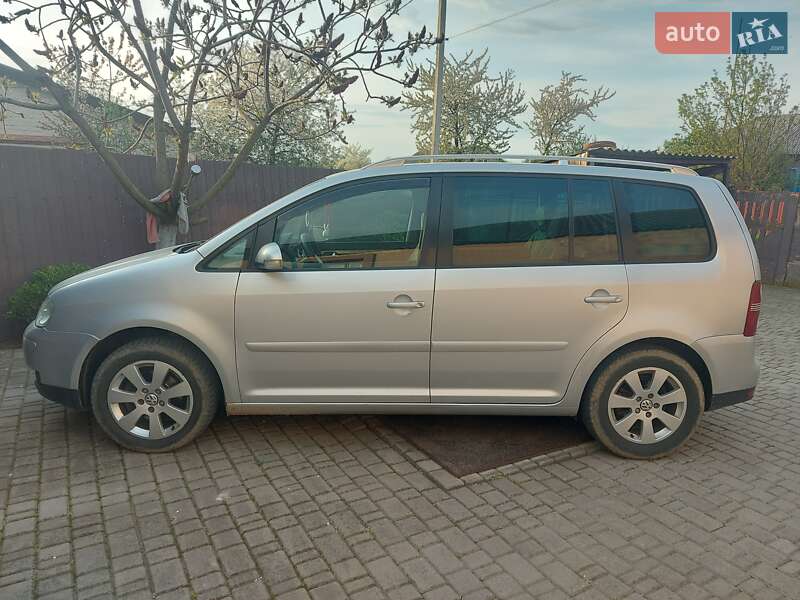 Volkswagen Touran 2003