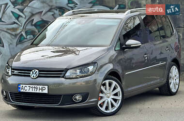 Мінівен Volkswagen Touran 2012 в Луцьку