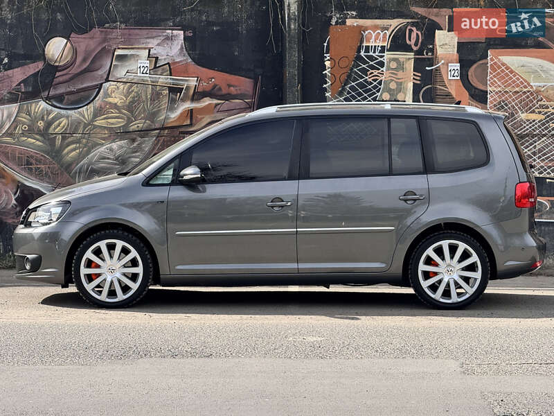 Минивэн Volkswagen Touran 2012 в Луцке