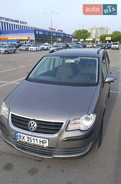 Мінівен Volkswagen Touran 2007 в Хмельницькому
