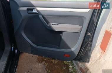 Минивэн Volkswagen Touran 2009 в 