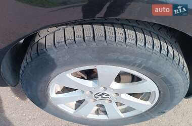 Минивэн Volkswagen Touran 2009 в 