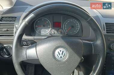 Минивэн Volkswagen Touran 2009 в 