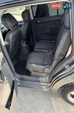 Мінівен Volkswagen Touran 2005 в 