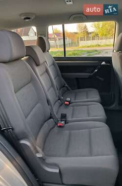 Минивэн Volkswagen Touran 2008 в 