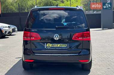 Мінівен Volkswagen Touran 2013 в 