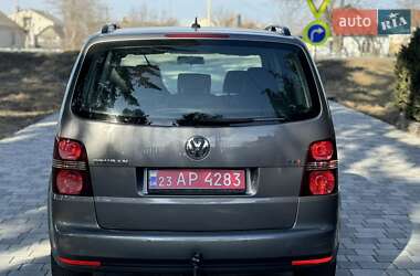 Минивэн Volkswagen Touran 2008 в 