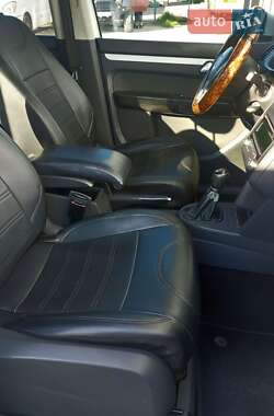 Минивэн Volkswagen Touran 2014 в 