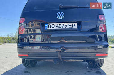 Минивэн Volkswagen Touran 2010 в 