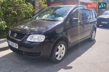 Минивэн Volkswagen Touran 2004 в Львове
